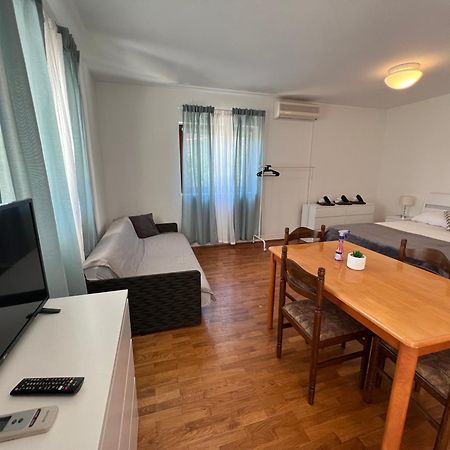 Apartments Antolkovic Ugljan Exteriér fotografie
