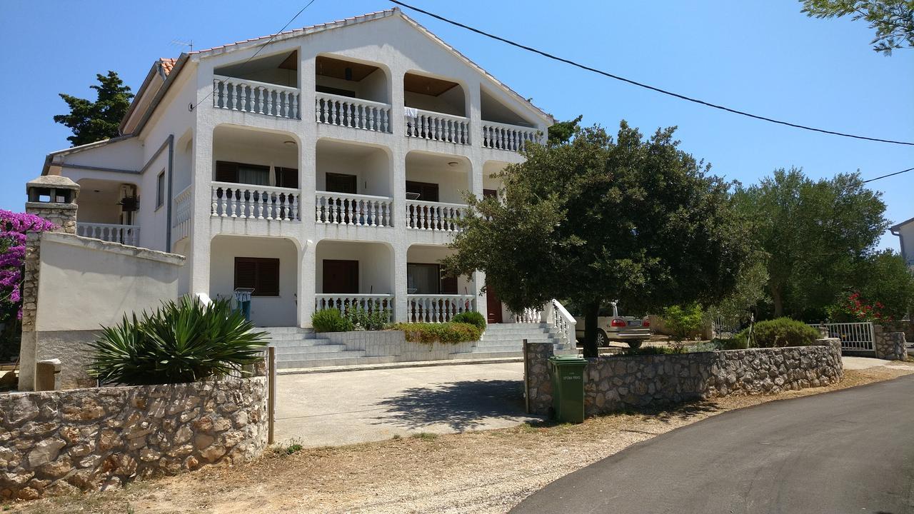 Apartments Antolkovic Ugljan Exteriér fotografie